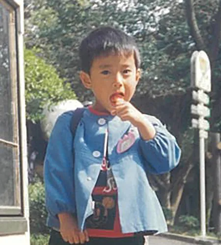 写真：幼稚園ぐらいの頃